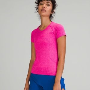 LULULEMON SWIFTLY TECH SHORT SLEEVE 2.0 RACE POW PINK